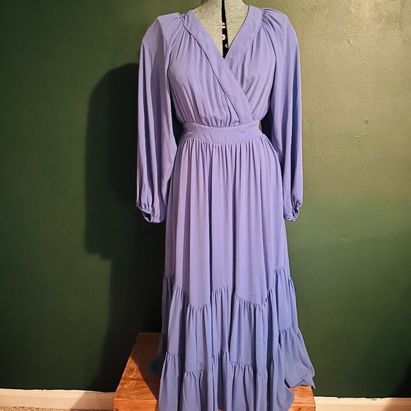 NEW, NEVER WORN Tahari Surplice-Neckline Tiered Midi Dress (M) - Picture 3 of 5